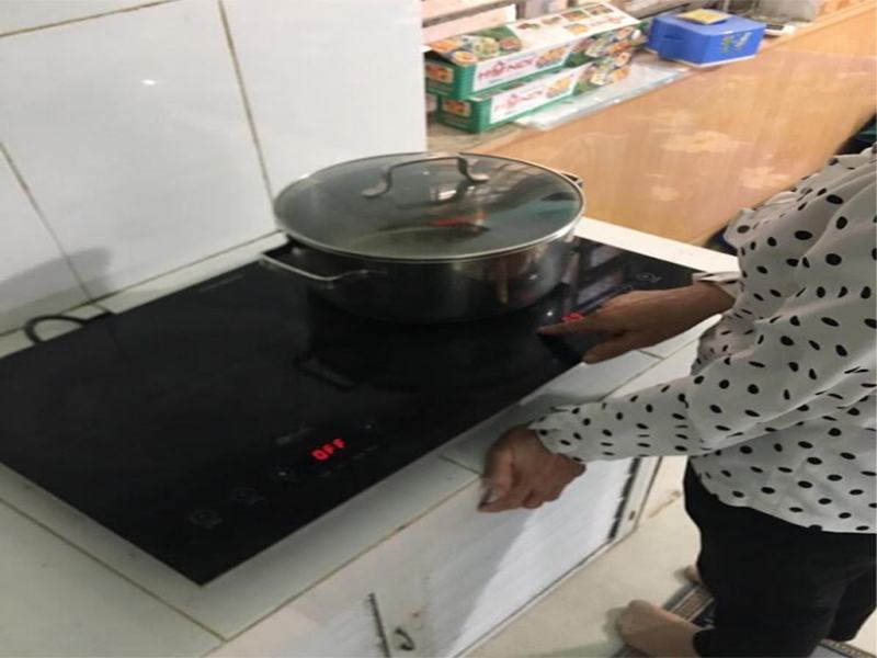 Dịch vụ sửa chữa bếp từ tại Tôn Thất Tùng đảm bảo sửa nhanh chóng có thể sử dụng ngay trong ngày