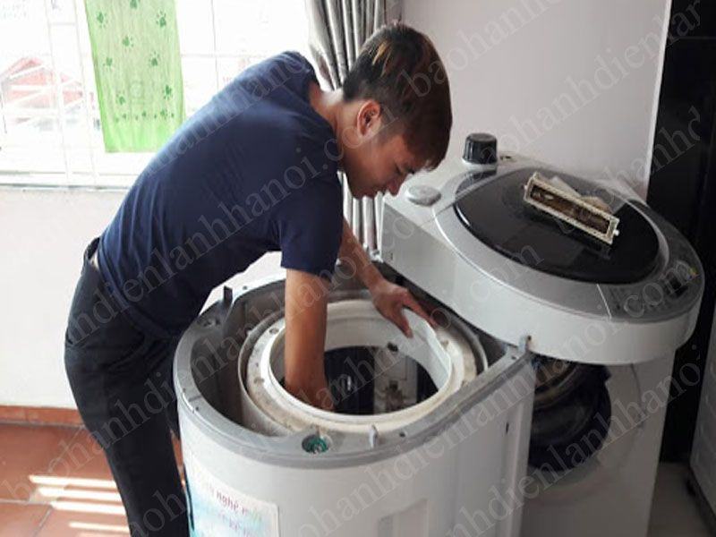 Giá cả - một trong những yếu tố giúp dịch vụ sửa chữa máy giặt nội địa Nhật Bãi ngày càng được nhiều người biết đến
