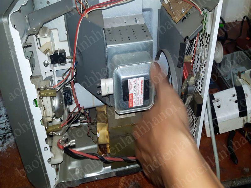 Trung tâm sửa chữa điện lạnh tại Hà Nội luôn nhận được sự ưu ái của khách hàng